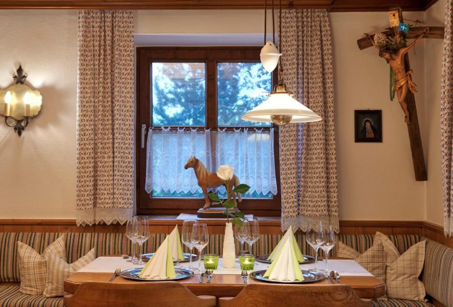 Haflingerhof Hotel Roßhaupten Екстериор снимка